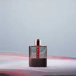 Prada Luna Rossa Carbon 14 Prada Luna Rossa Carbon -Parfum Luxe Soldes prada luna rossa carbon eau de toilette pour homme 4